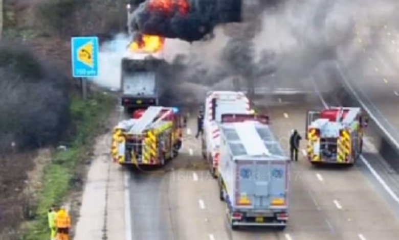m25 fire today